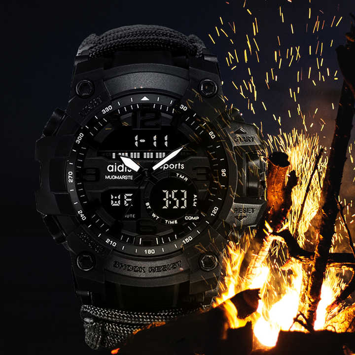 Montre Tactique Multifonctionnelle