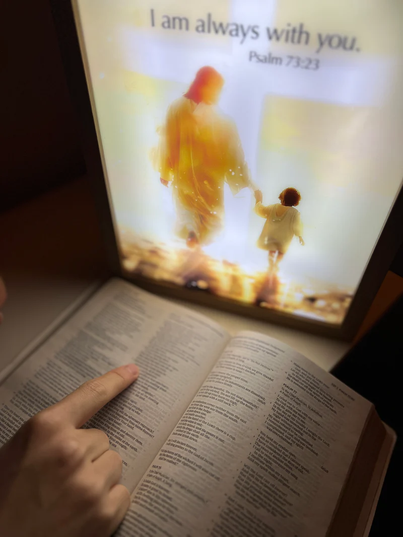 Lumière Divine - Un éclat de divinité